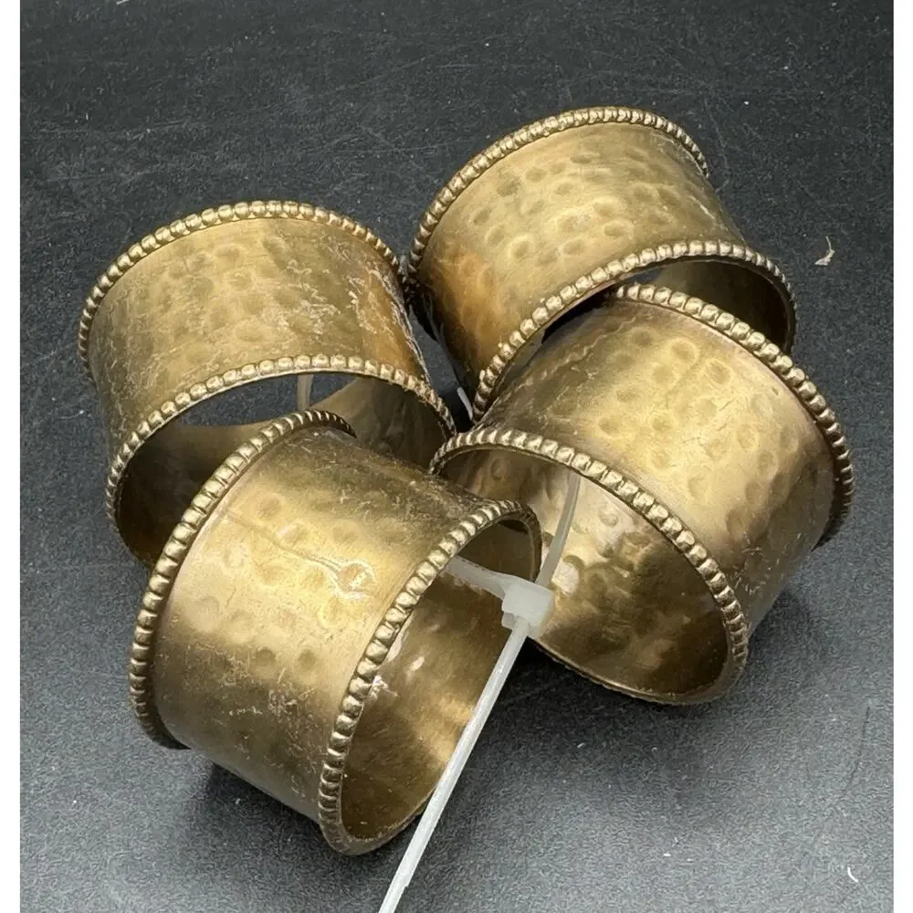 4 Vintage Hammered Brass Napkin Holder Rings Hollywood Regency Patina -A97